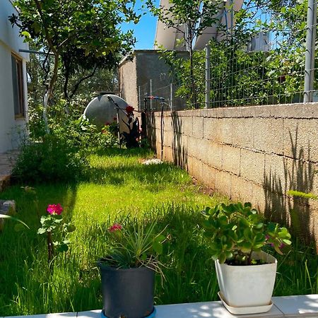 Guesthouse Shehu Ksamil Exterior foto